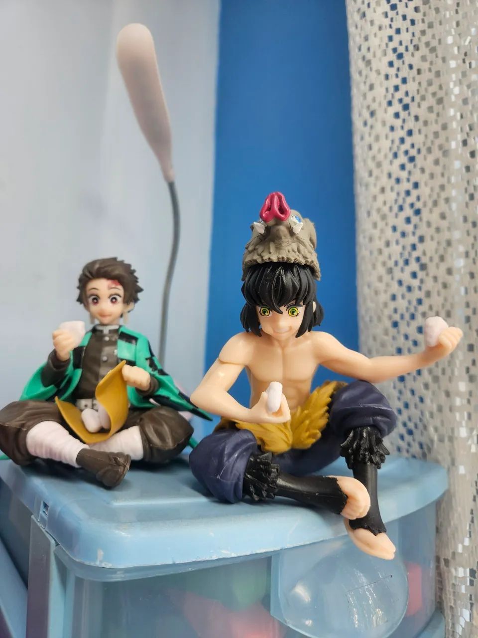 2 Demon Slayer Bonecos Colecionáveis Novos