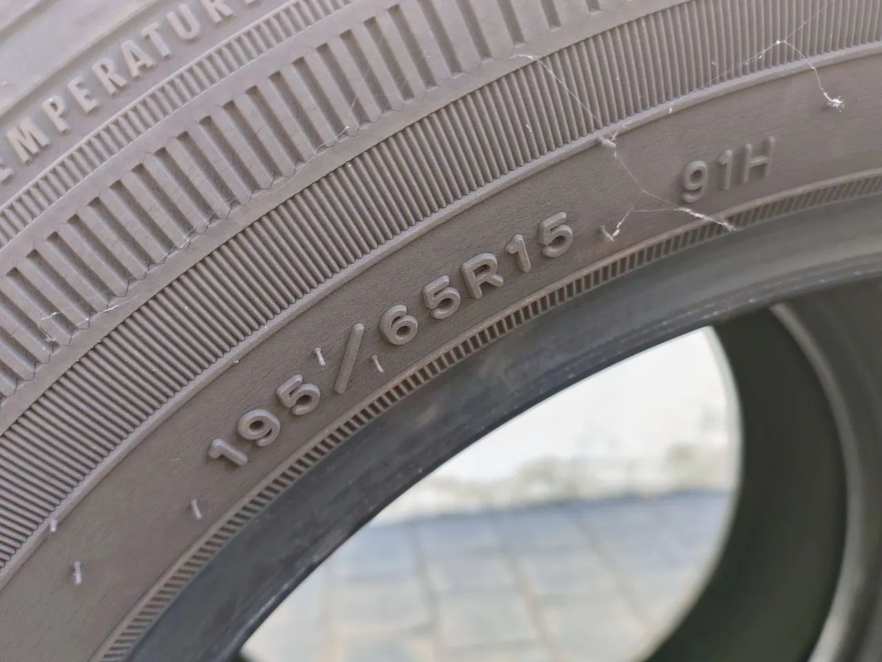 Pneus 195/65 R15 - Foto 2