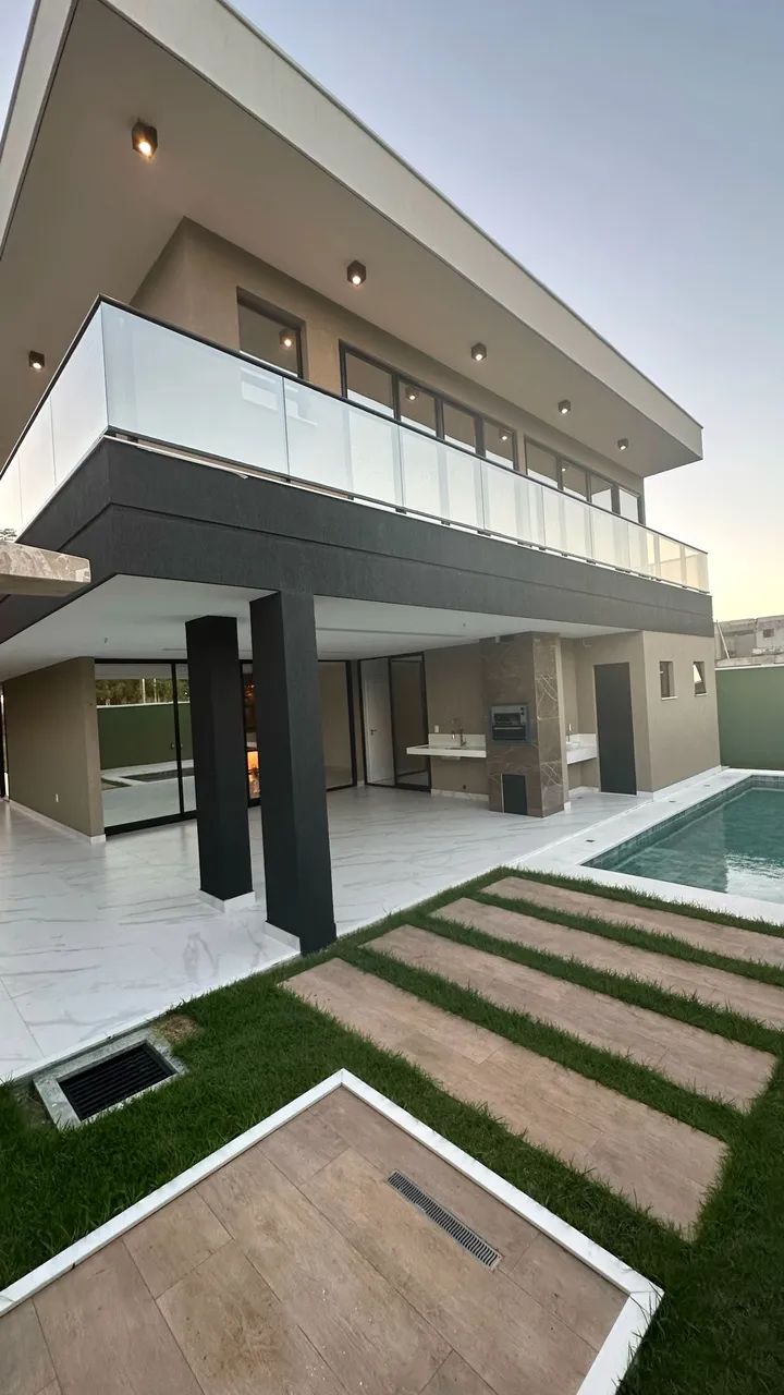 Cidade Alpha casa com 05 suítes mais Dce , piscina privativa Eusébio- Ceará