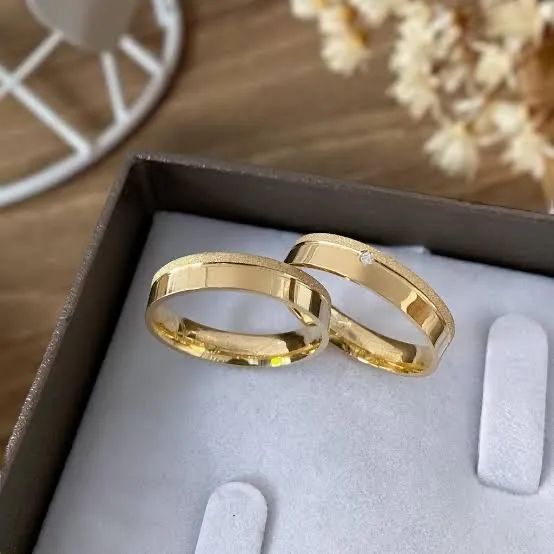 Alianças de Casamento em Ouro 18k