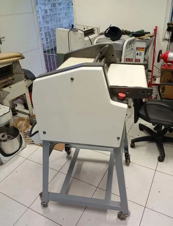 Máquina de Pasta Industrial - 2 Rolos! - Foto 3