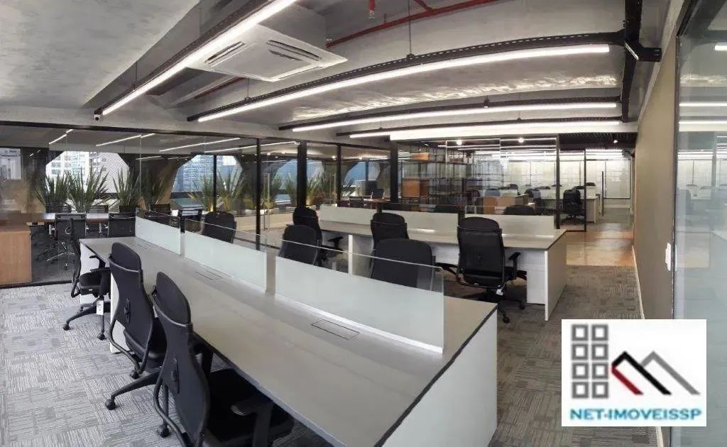 COMPRA COM RENDA GARANTIDA. LAJE COMERCIAL (258,56m²), 6 BANHEIROS, 4 VAGAS, TOTALMENTE MO