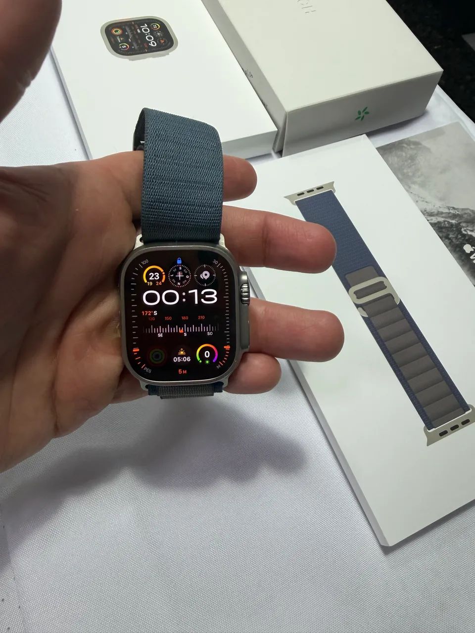 Apple Watch Ultra 2 Titanium 49MM - Celular + GPS - Foto 4