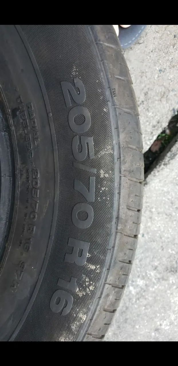 Pneu  205/70 R16 CONTINENTAL  - Foto 2