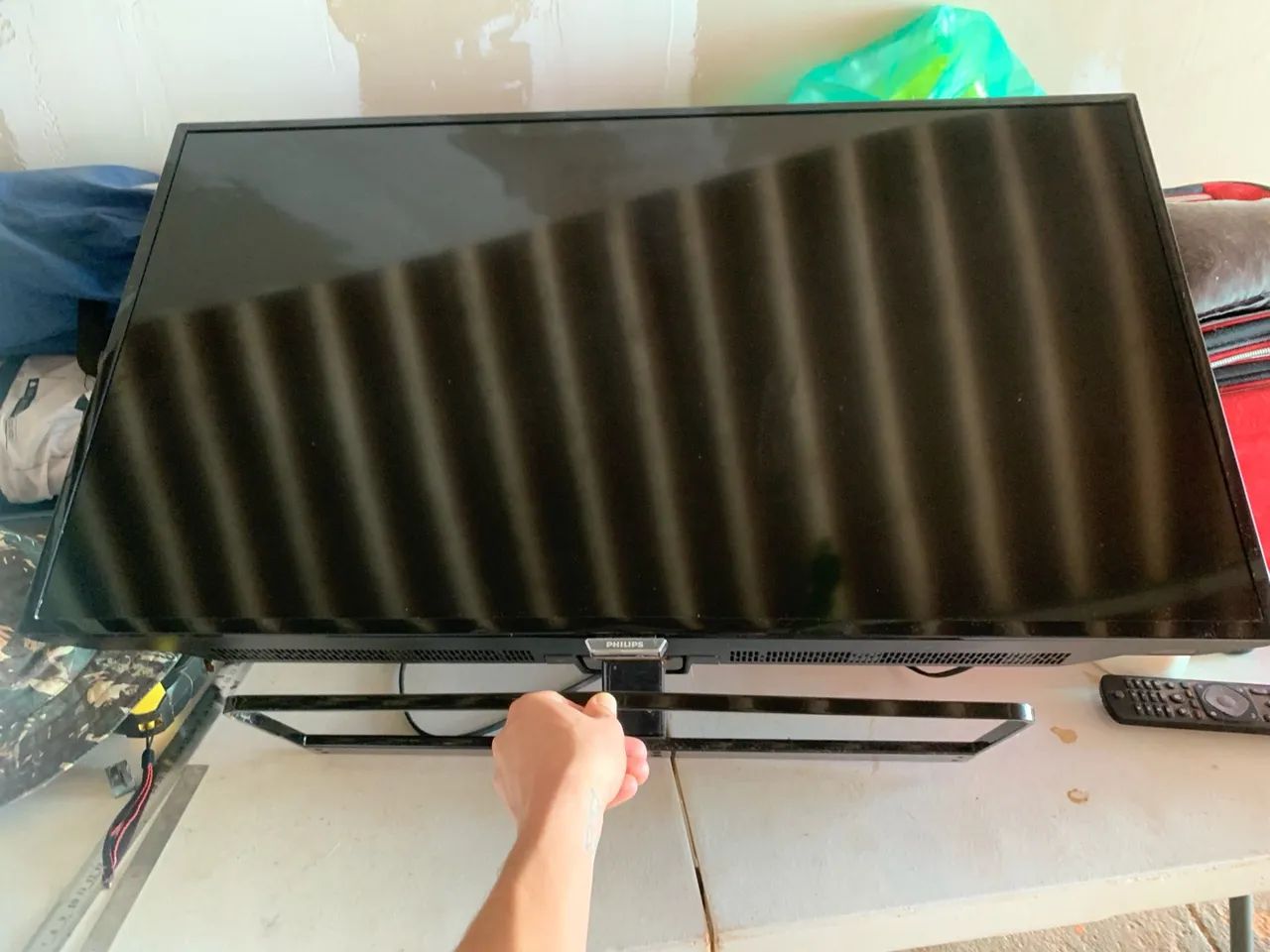 TV LED 40? 4K (led quebrado)  - Foto 4