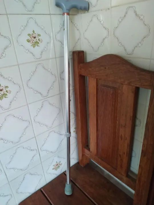 Bengala com controle de altura 