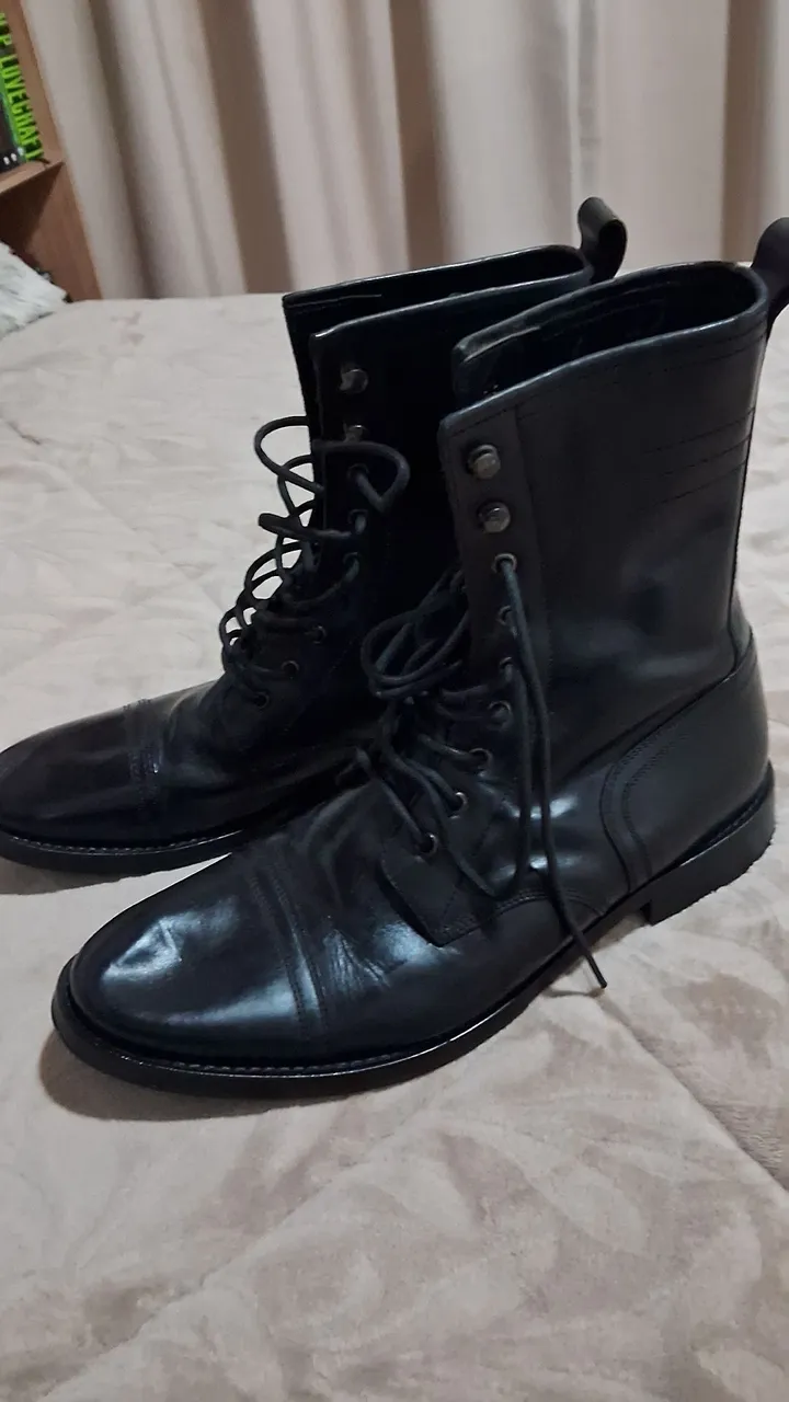Botas de couro preta ZARA- novo e original