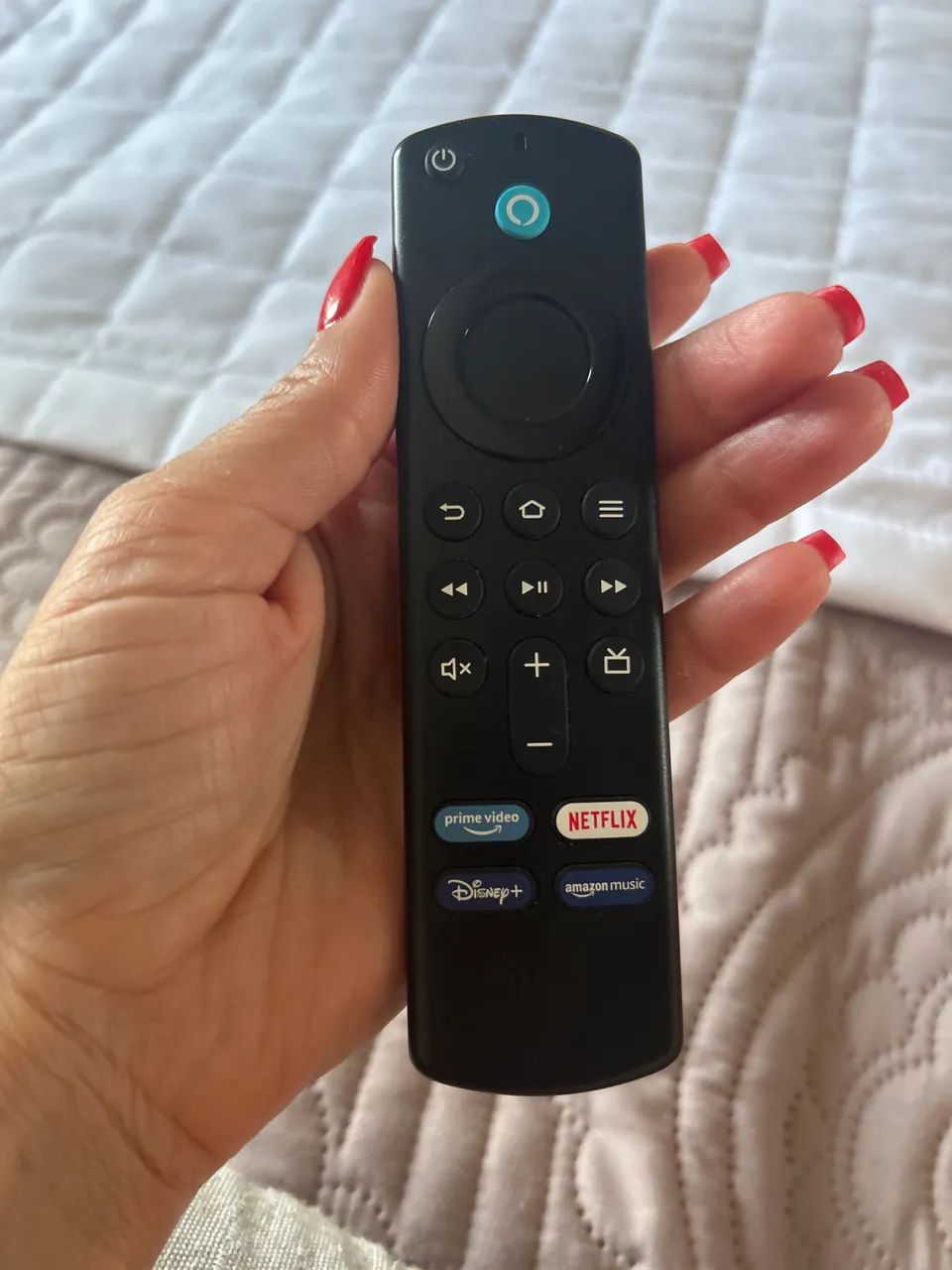 Amazon Fire Tv Stick 3 Ger Full Hd 1080p Bi Volt Cor Preto - Foto 2