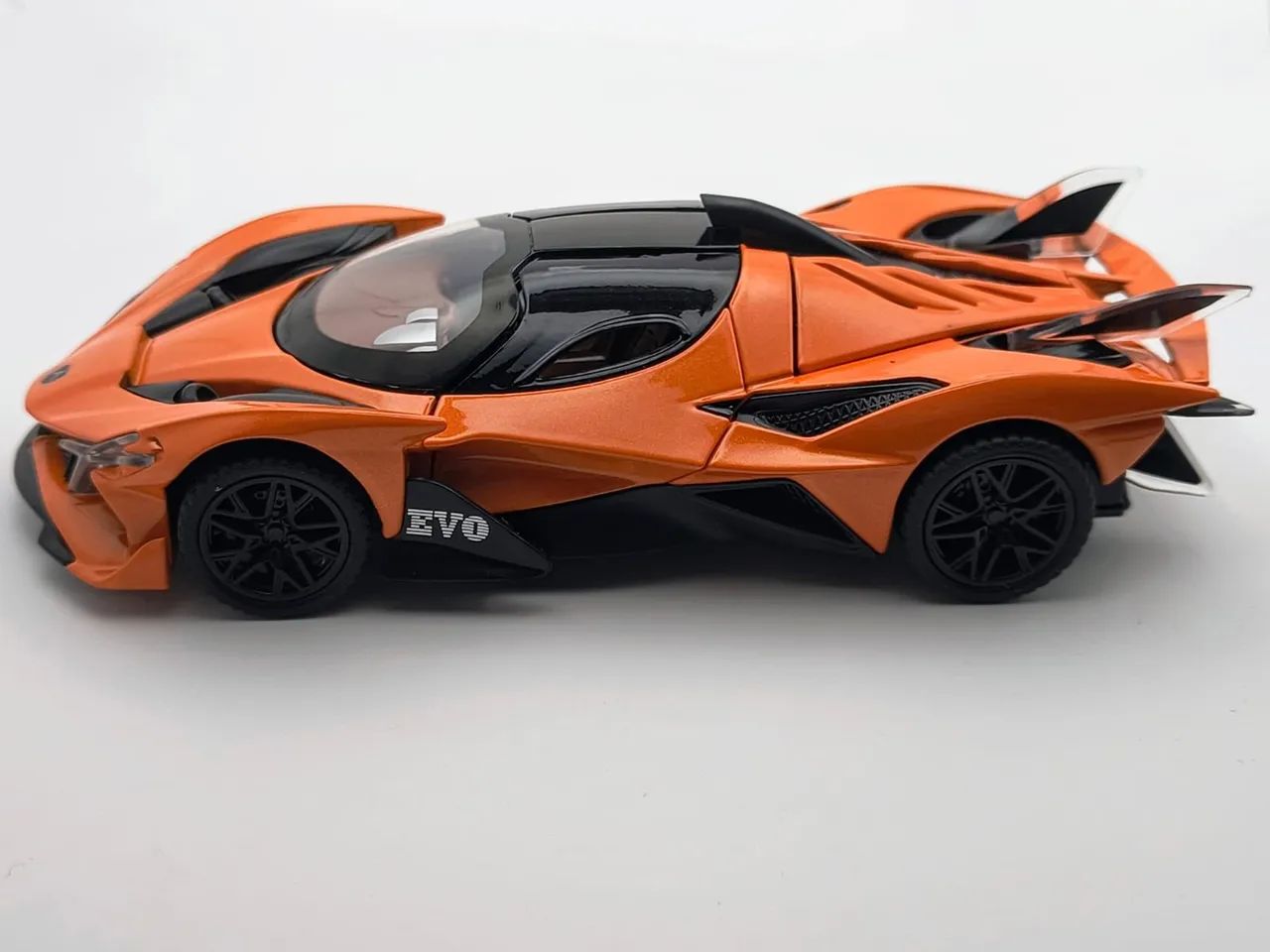 Carro de Coleção - Apollo  - Escala 1:32 - Foto 2