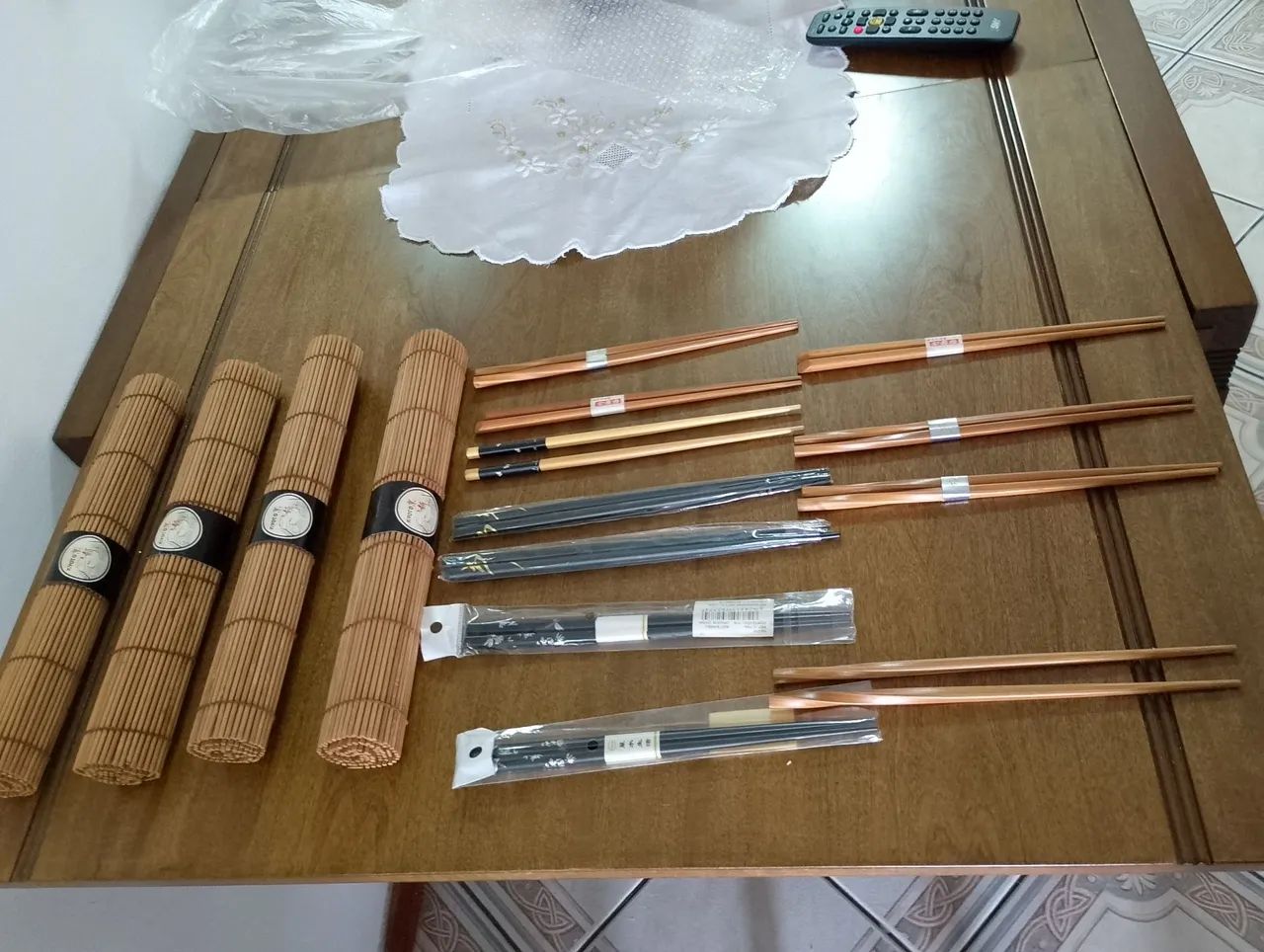 Kits de Hashi e Tapetes de Bambu SEM USO  - Foto 4