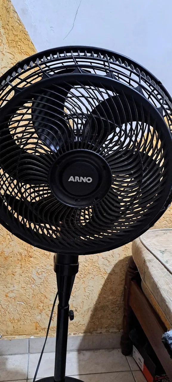 Ventilador de Mesa Arno