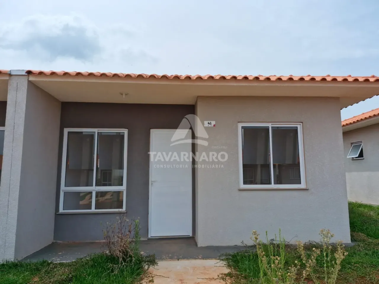 Casa 2 quartos em Uvaranas