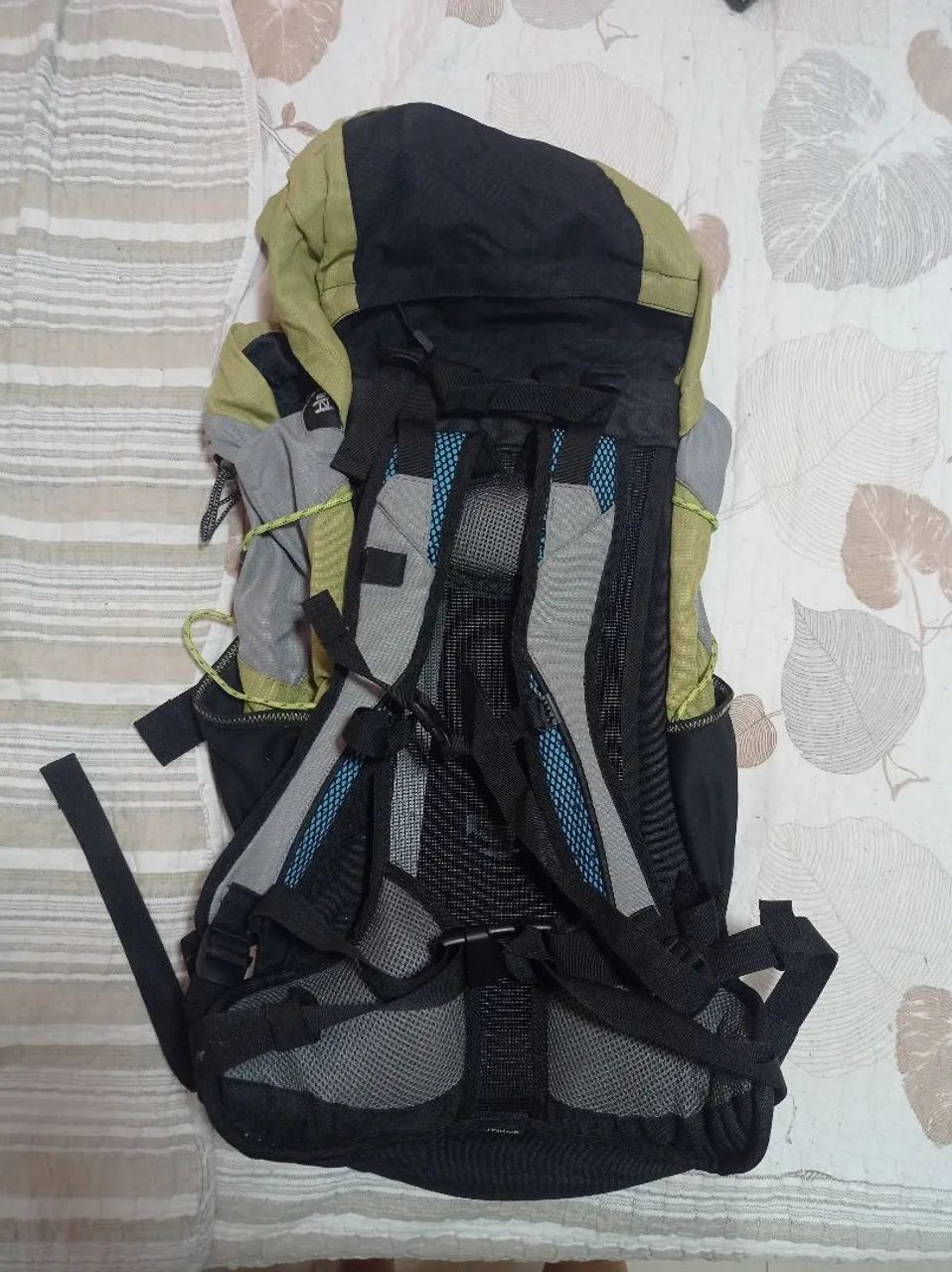 Mochila de trilha e camping - Foto 2