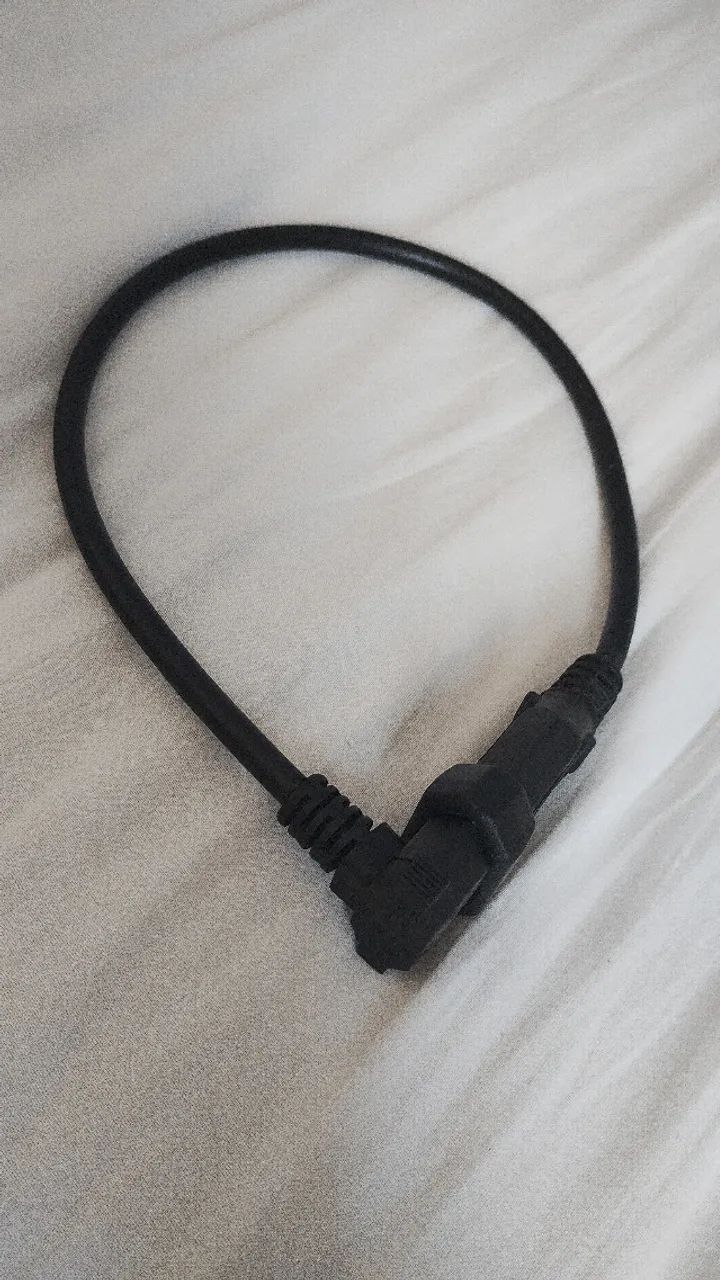 Extensão Cordão Prolongador 3 Pinos 20a 90 Graus 50 Cm Preto - Foto 4