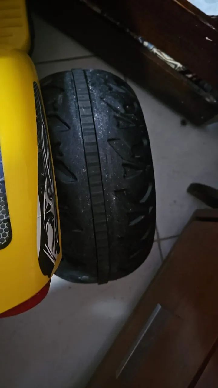 TRICICLO COM BAGAGEIRO E CAPACETE (INFANTIL) - Foto 3