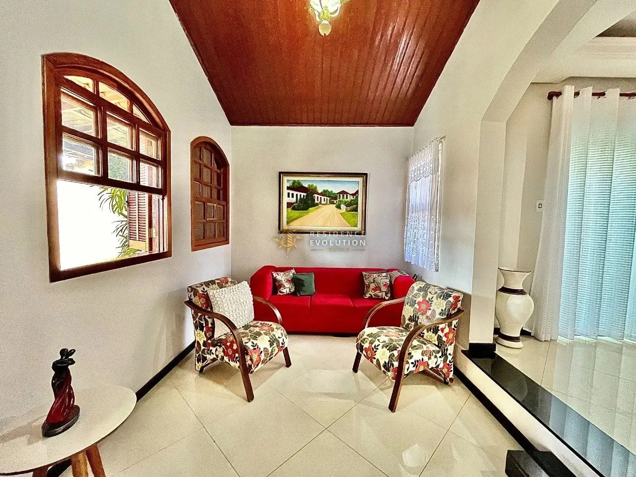 Casa com Armários Planejados