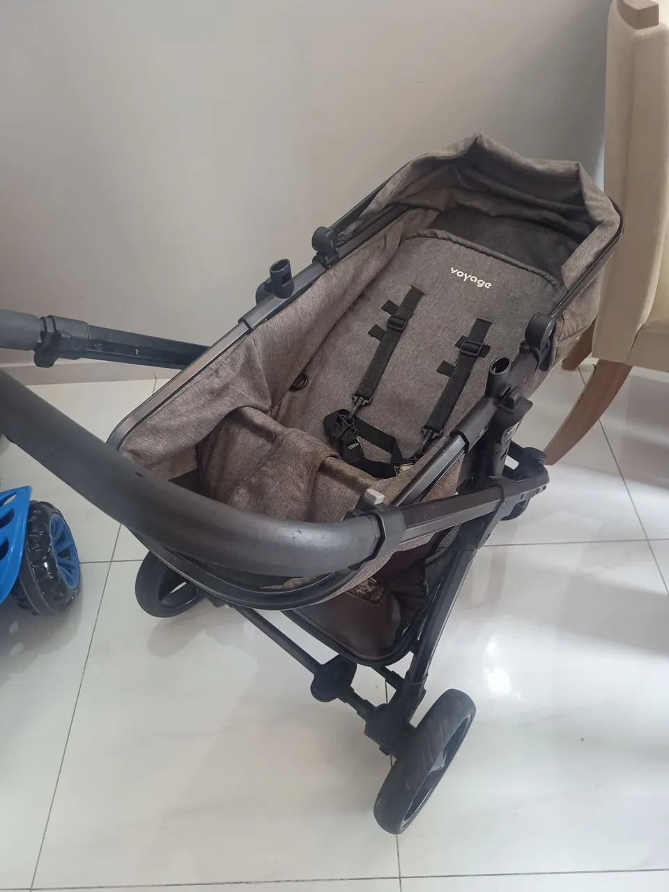 Carrinho de Bebê Voyage 3 em 1 + Bebê conforto Gama + Moisés