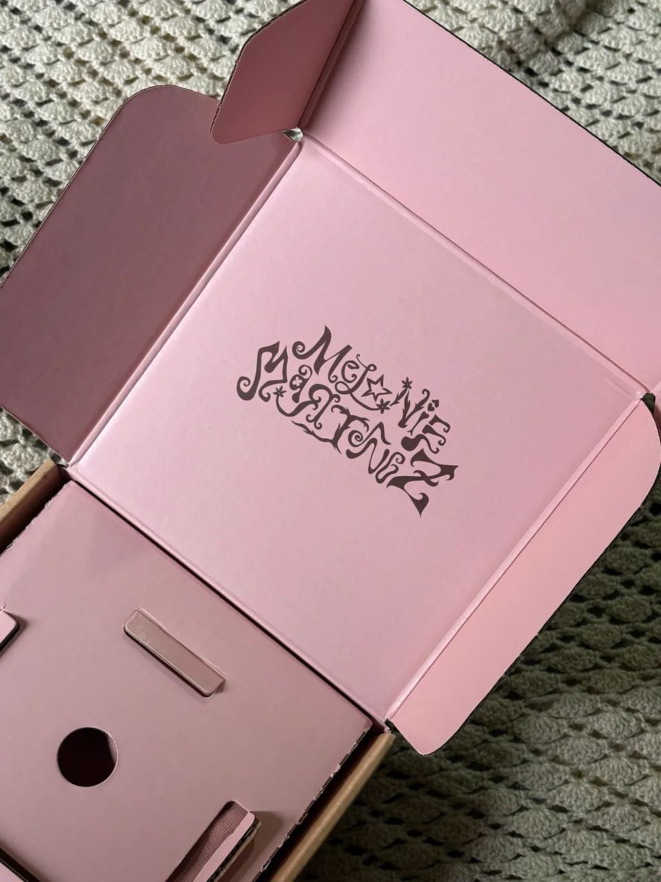 HADES Melanie Martinez - BOX EXCLUSIVO - Foto 2