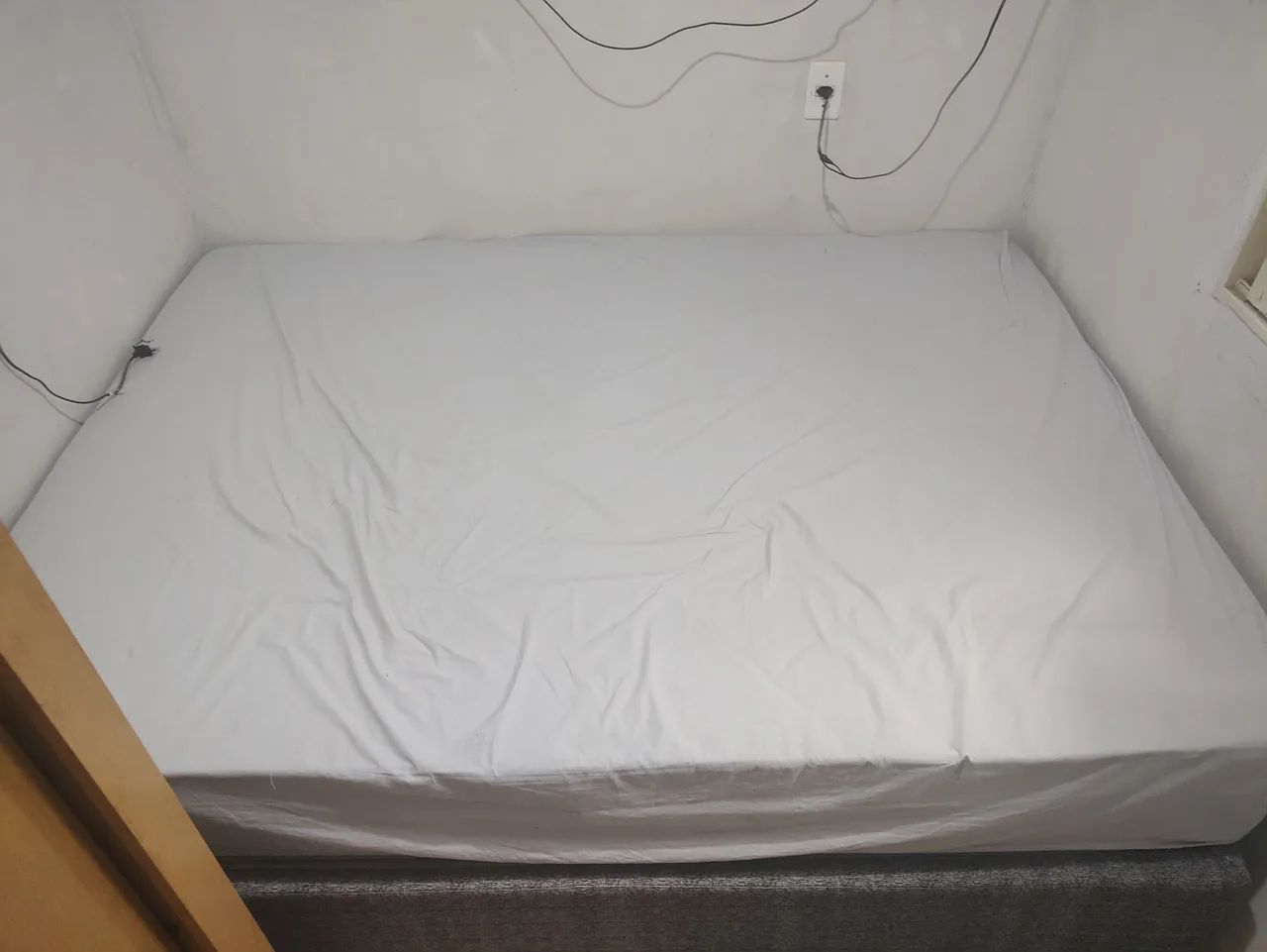 Cama Box Casal completa (base + colchão) em estado de zero - Foto 3