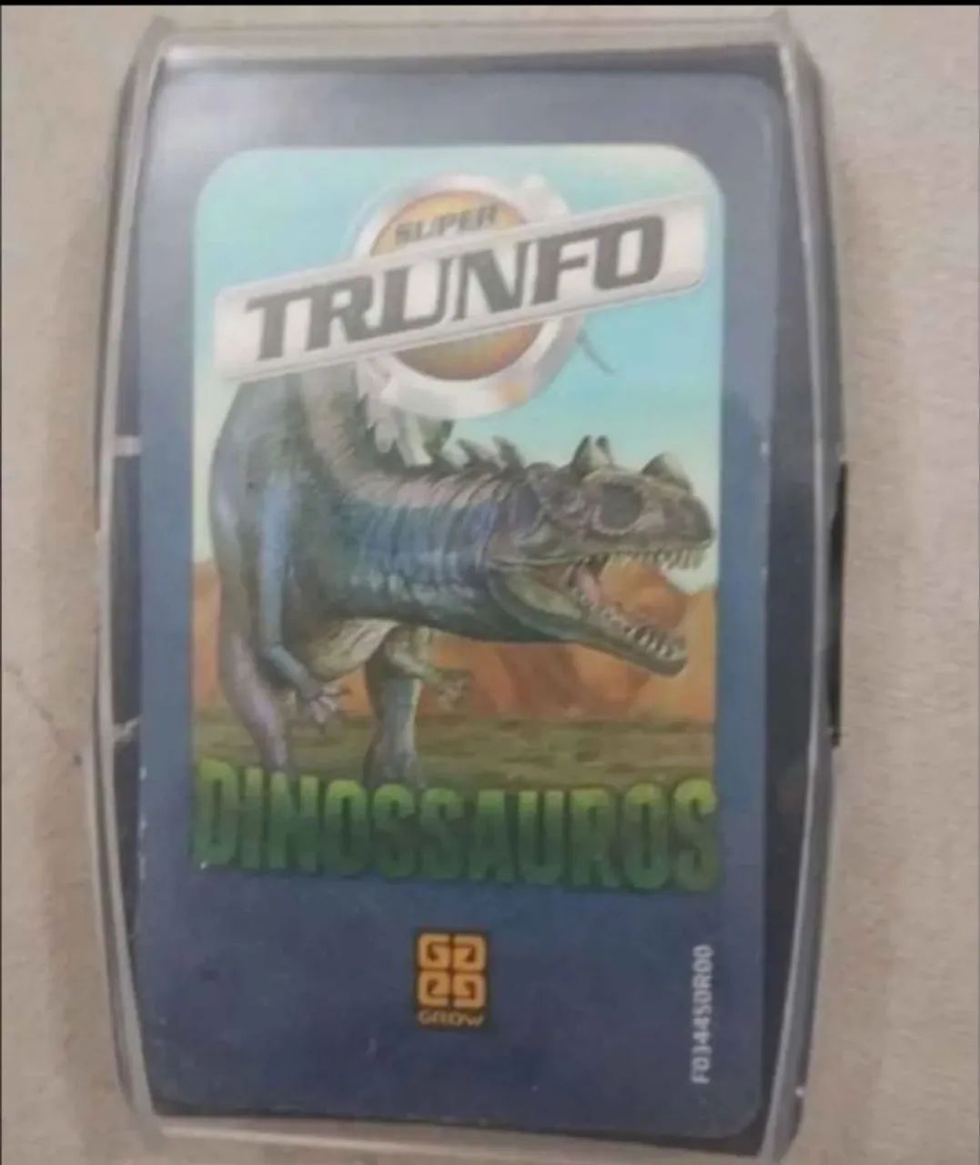 jogo de cartas super trunfo versão dinossauros da grow - Foto 2
