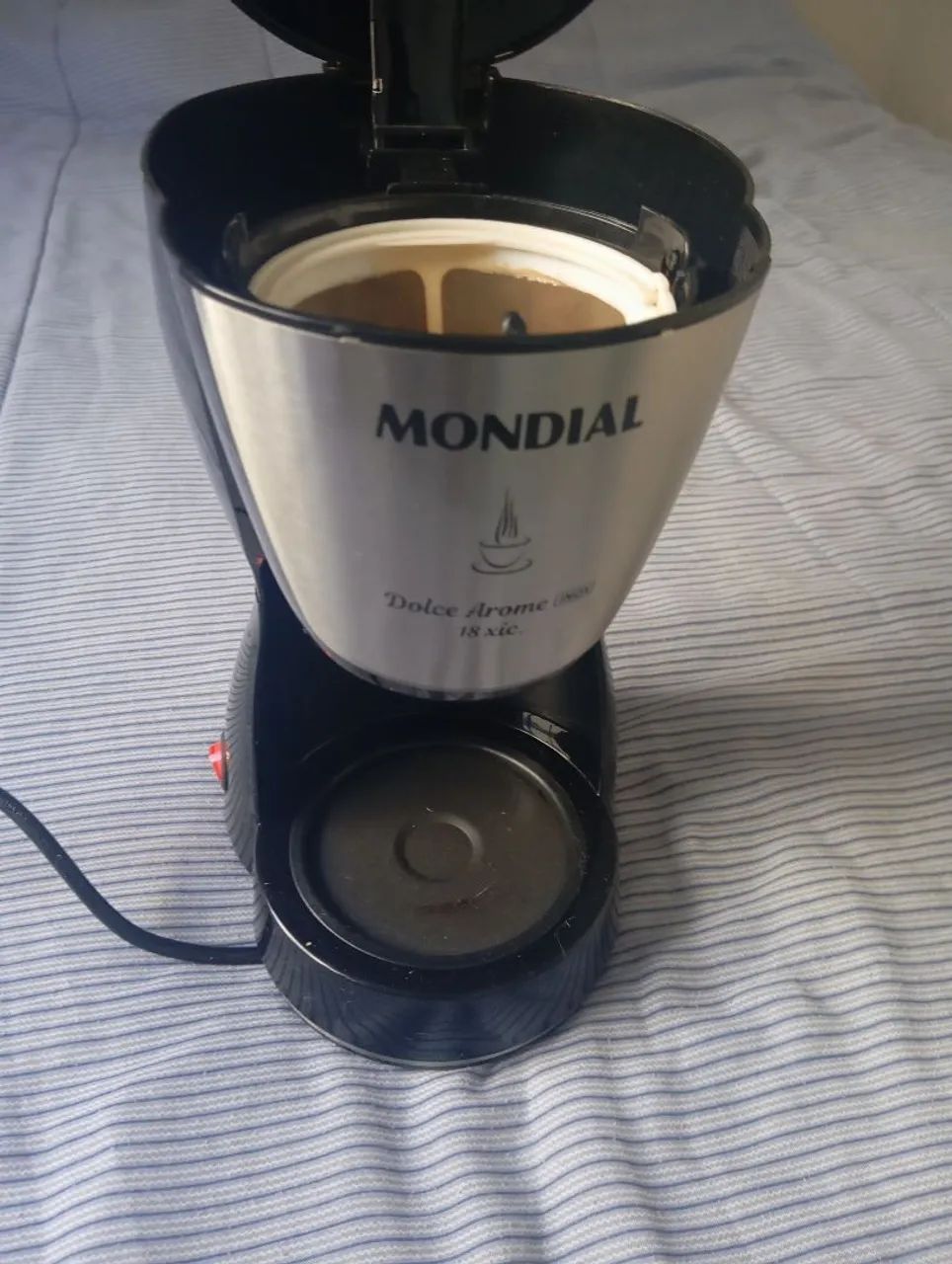 Cafeteira elétrica 