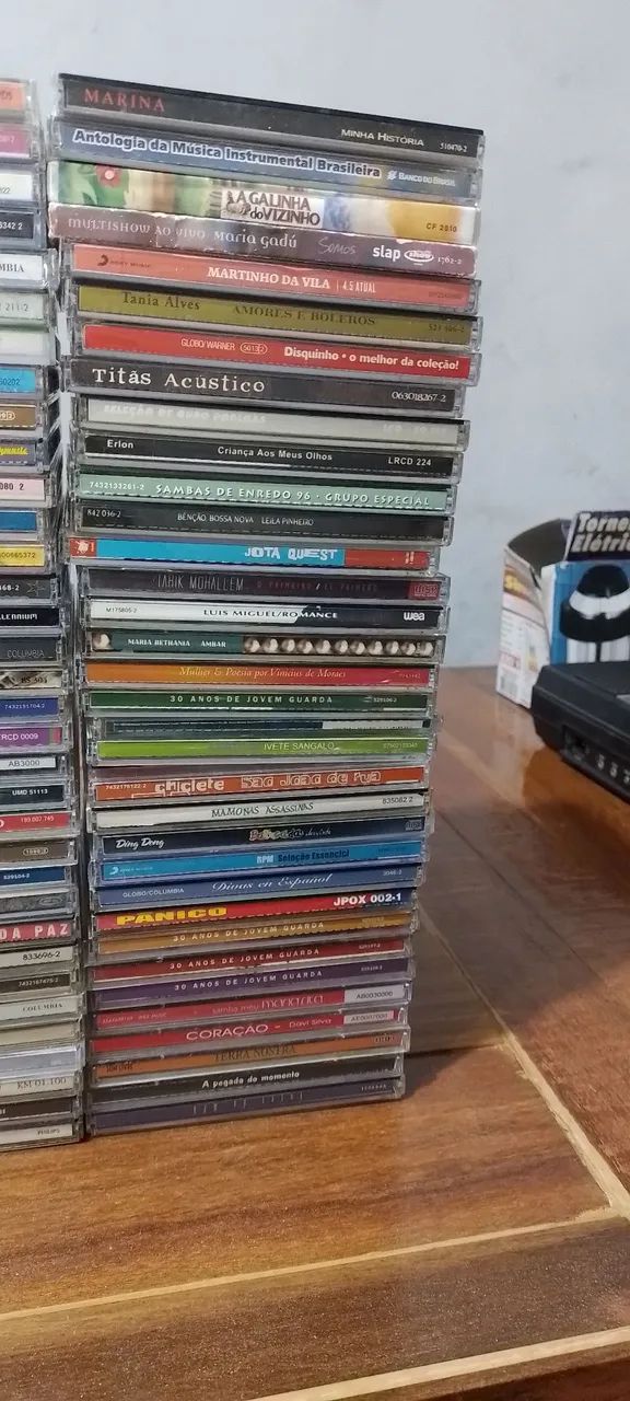 Coleção de CDs vários gêneros são 105 cds - Foto 2