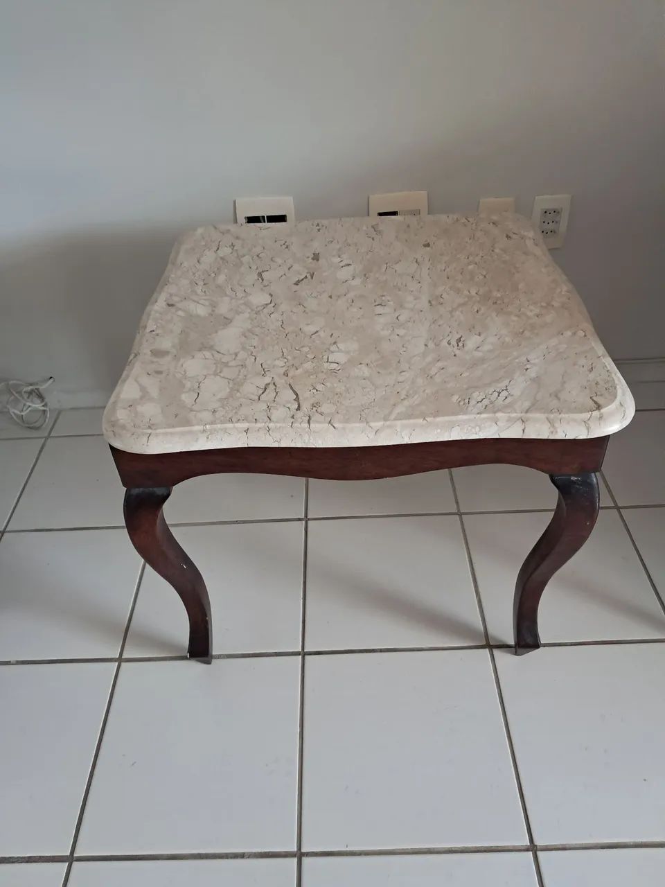 Mesa auxiliar