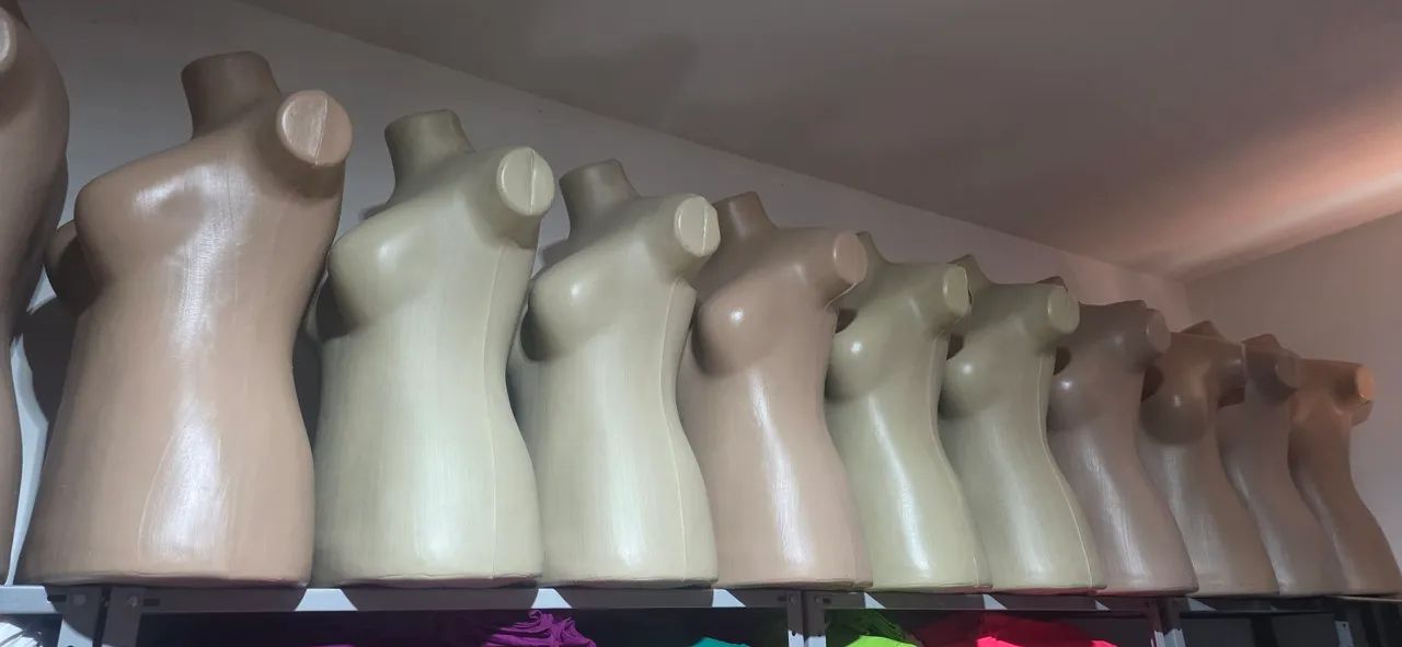 Bustos plus size manequim 