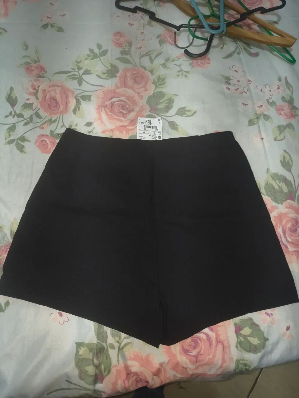 Short preto com strass  - Foto 4