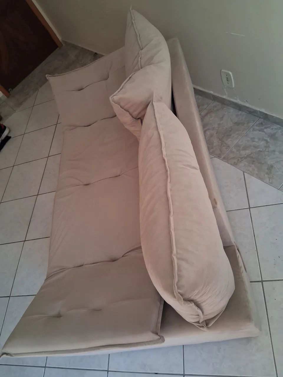 Um Sofá... - Foto 2