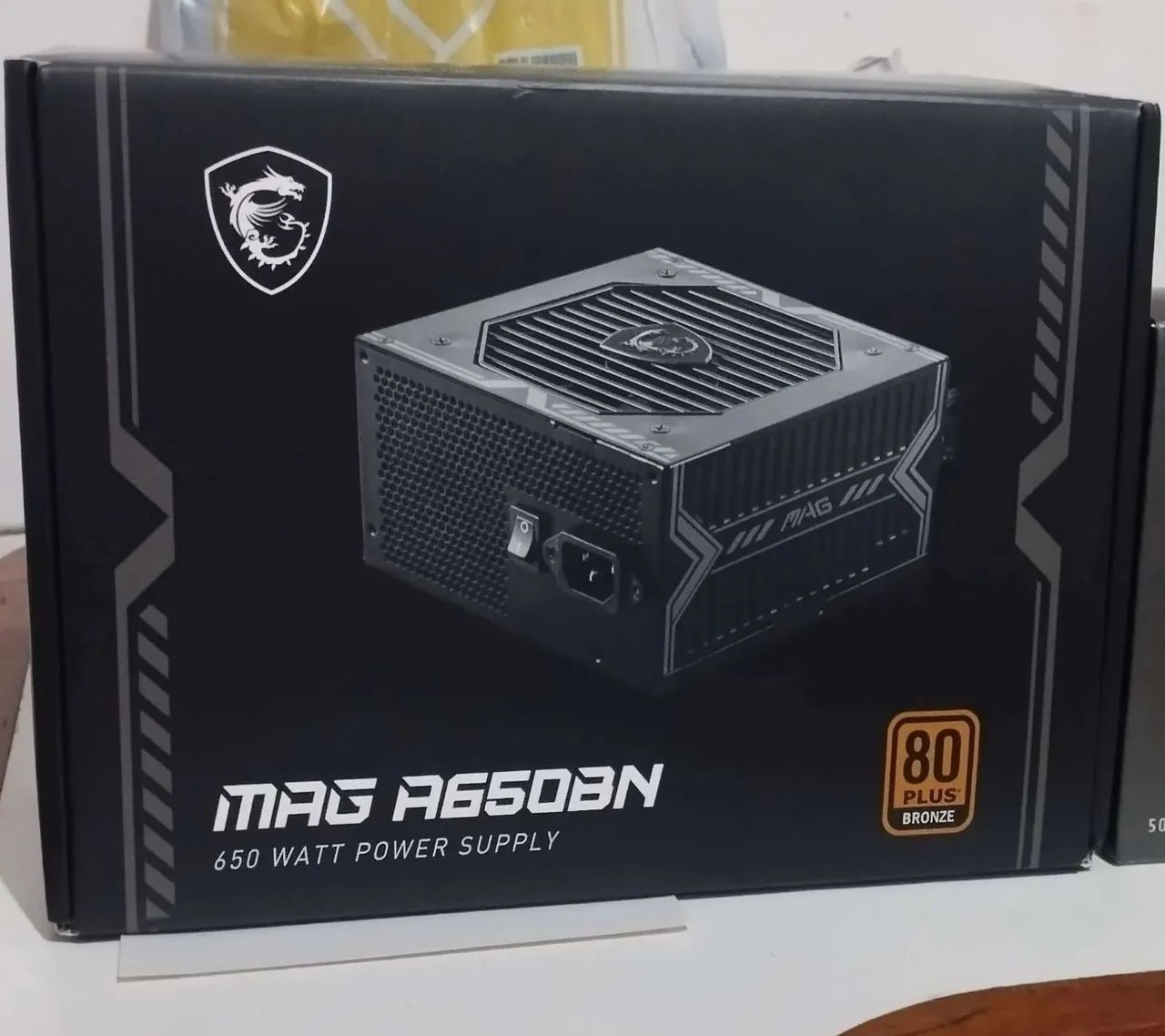 Fonte MSI MAG A650BN 650W 80 Plus Bronze PFC Ativo LACRADA  - Foto 2