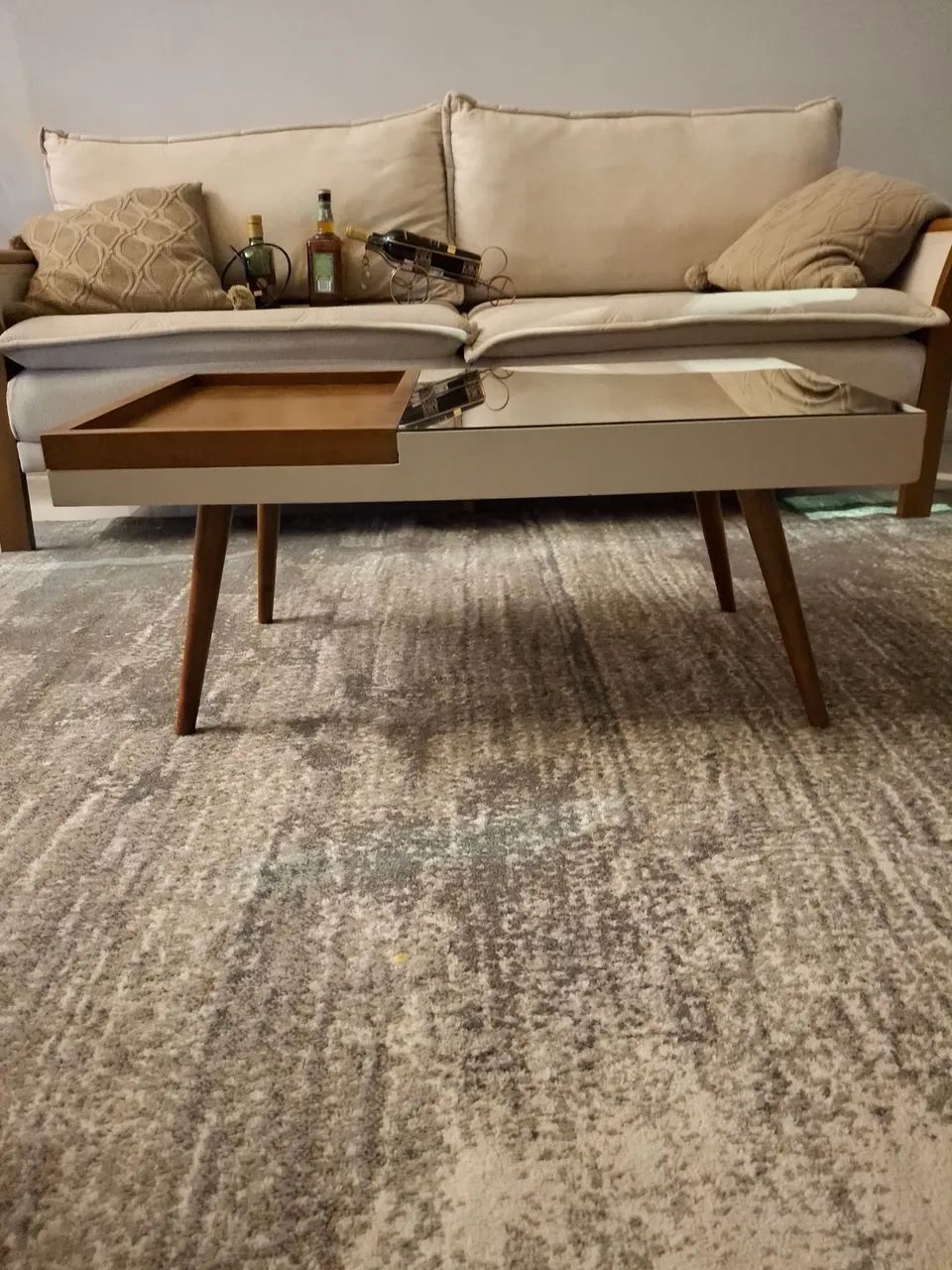 Mesa de Centro Retrô Espelhada com Bandeja Integrada - Pés Palito