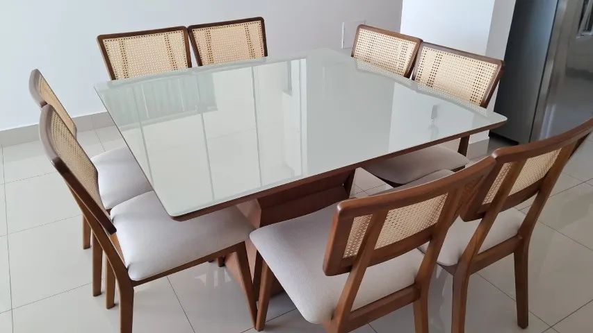 Mesa Quadrada NOVA Tampo de Vidro! Sem as cadeiras!