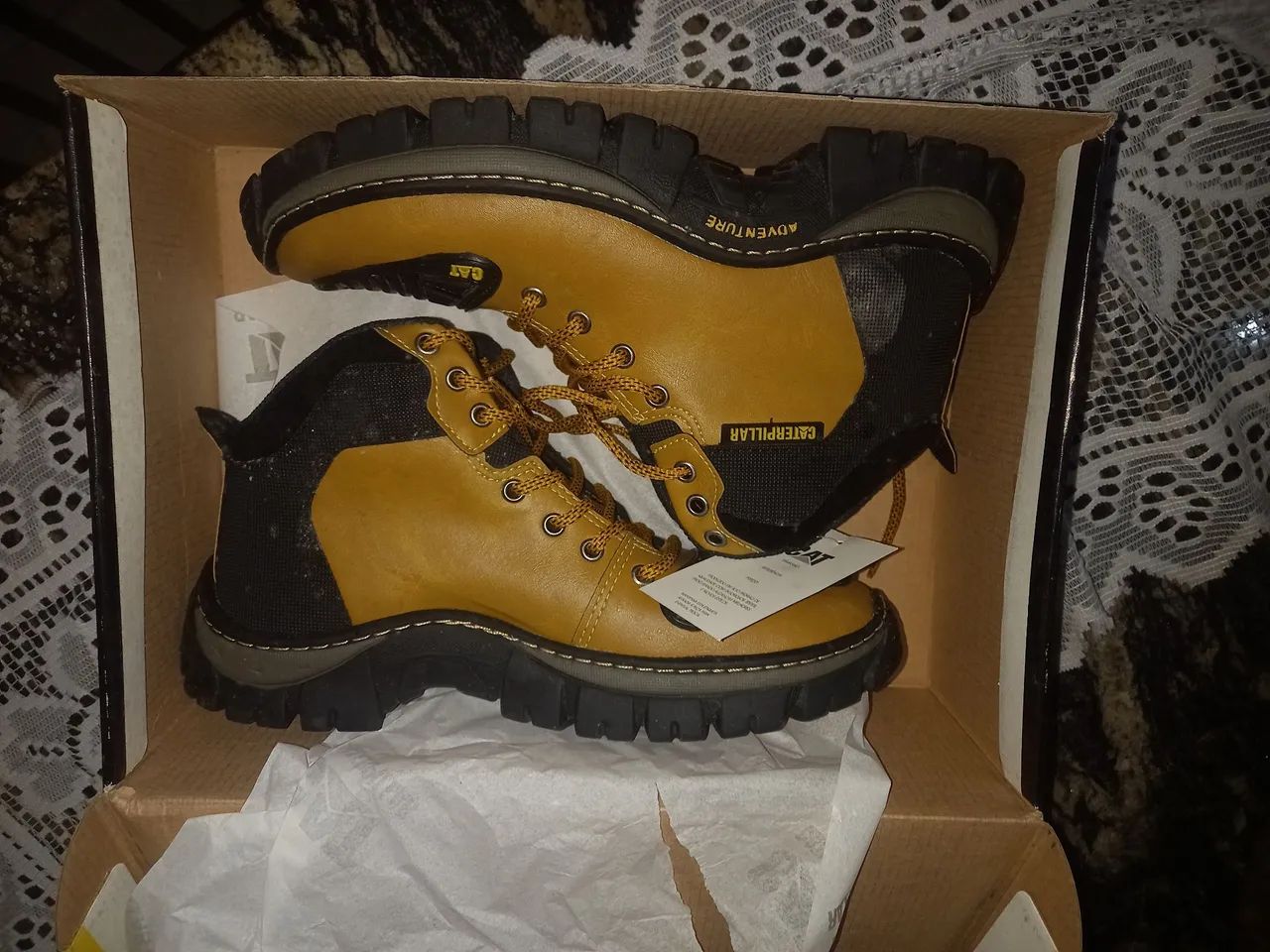 Bota Caterpillar tam:40