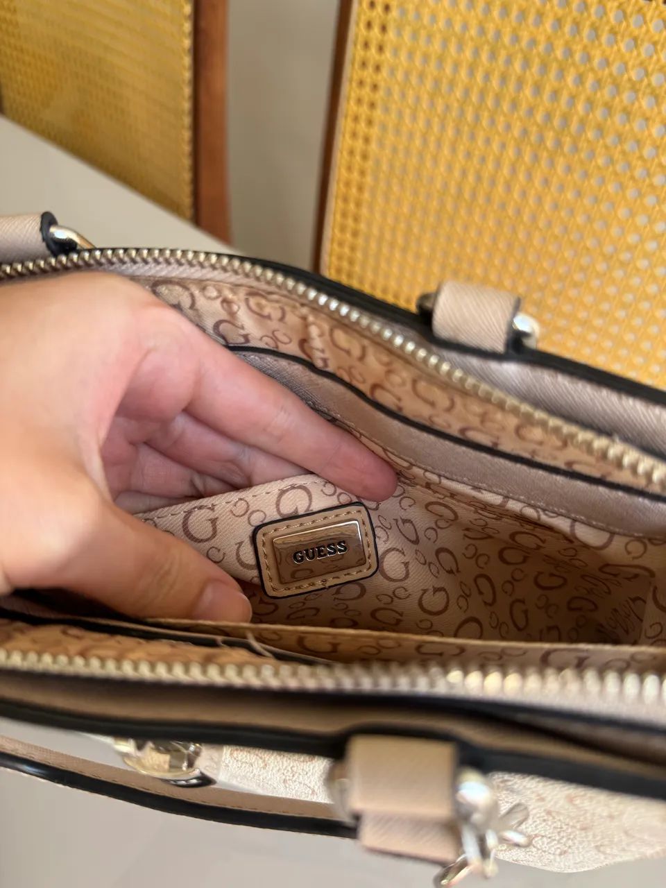 Vendo bolsa guess original  - Foto 3