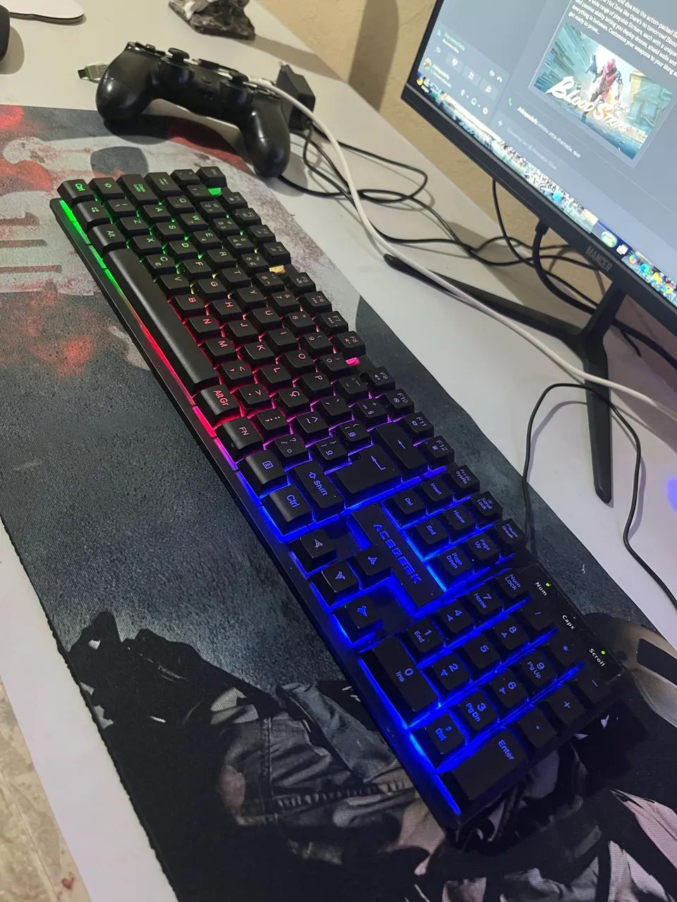Teclado gamer LED RGB - Foto 2