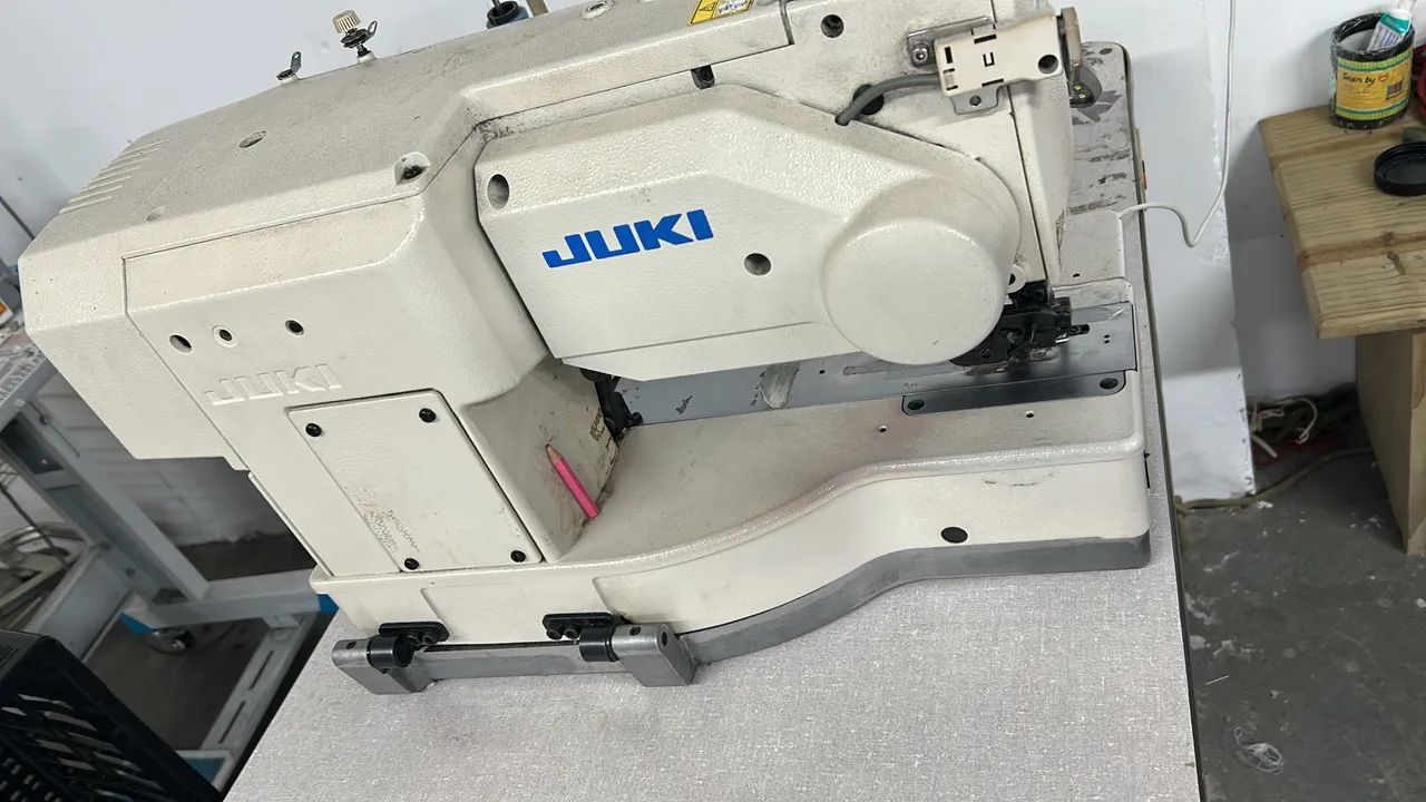 Máquina caseado Juki