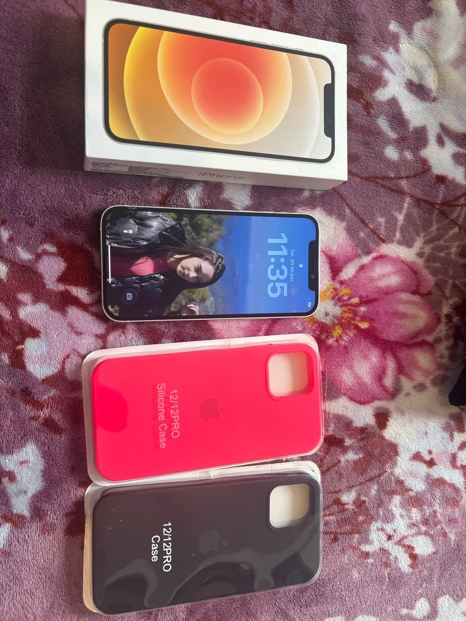 iPhone 12