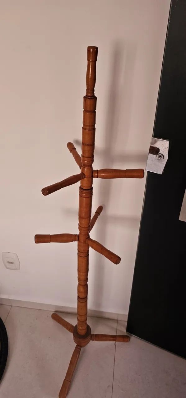 Cabideiro de Madeira