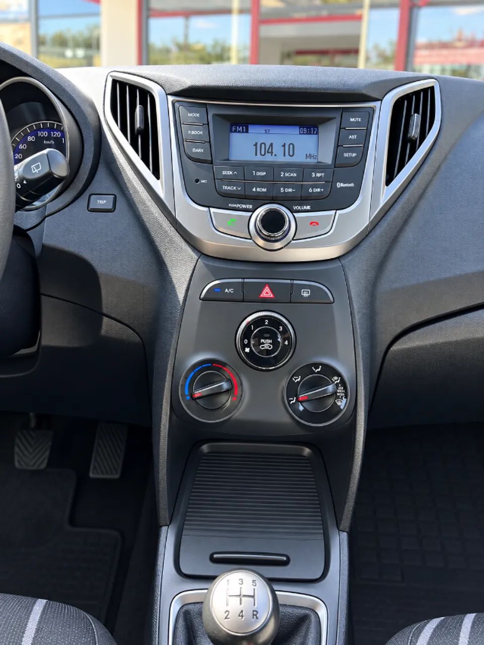 Hyundai HB20 Comf./c.plus/c.style 1.0 Flex 12V 2015 - Foto 4