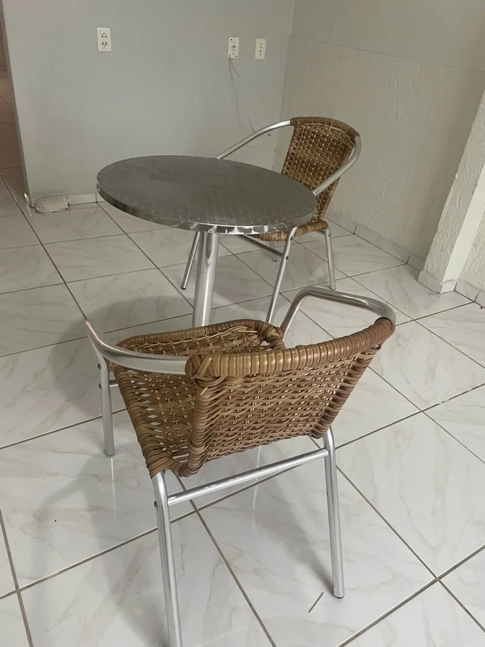 Conjunto de mesa e cadeiras  - Foto 3