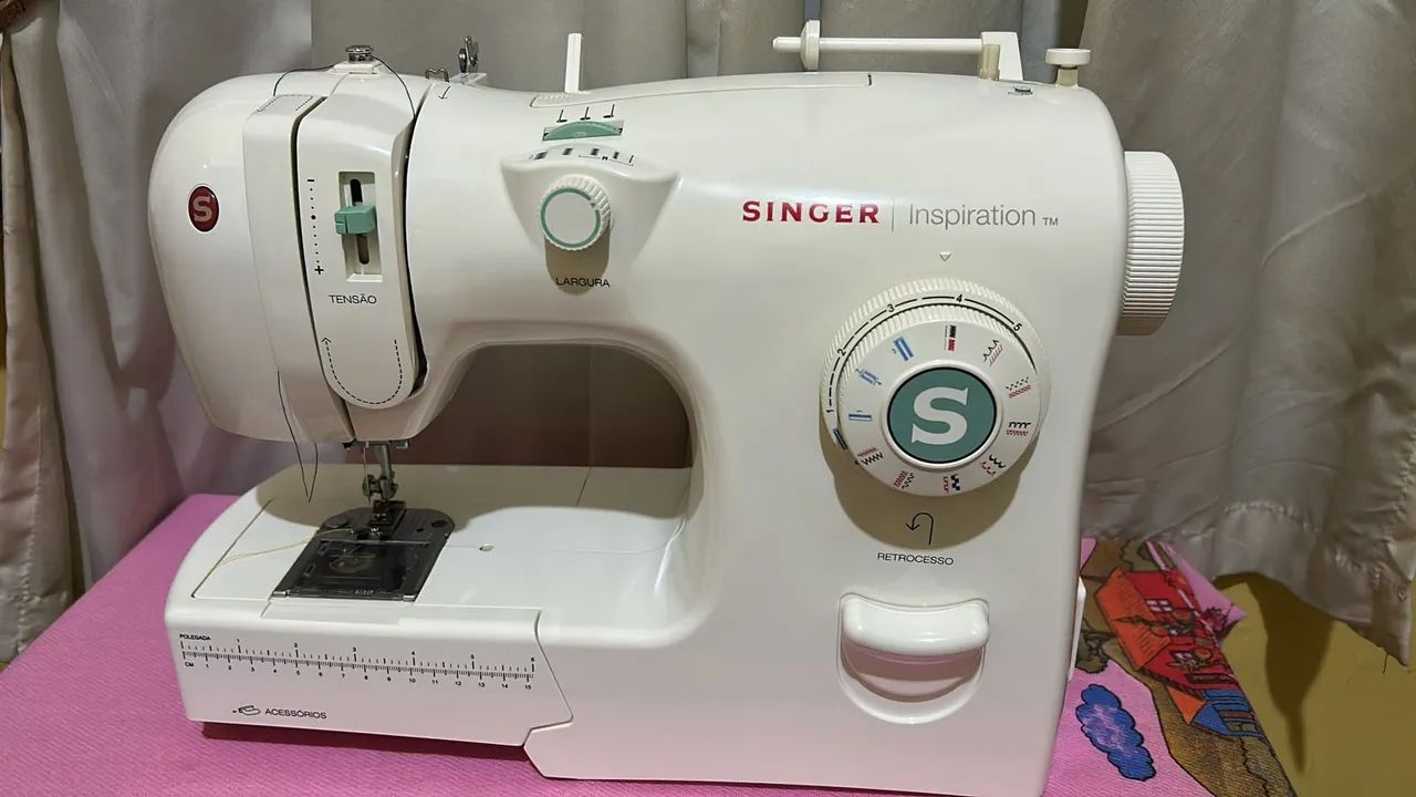 Máquina de costura Singer  - Foto 5
