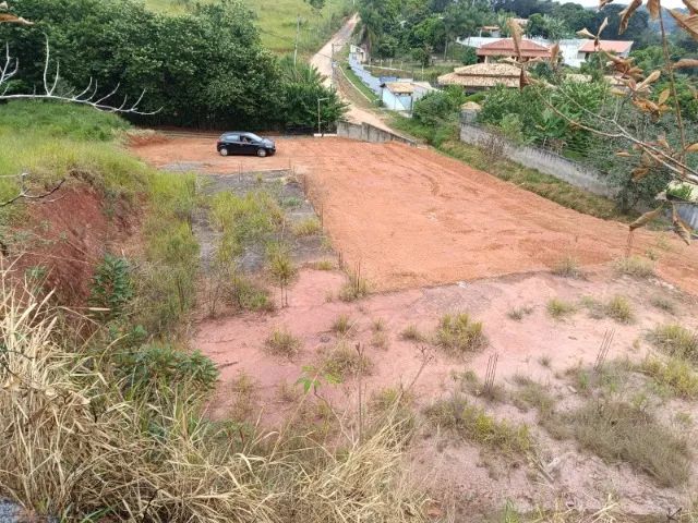 Chácara com 1000m2 - Chácara Ingrid