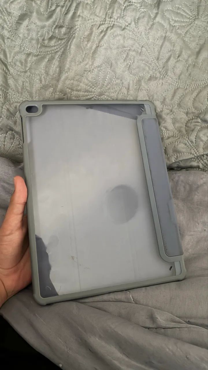 iPad 5ª Geração (2017) - 128 GB - Cinza Espacial (Com Capinha) - Foto 4