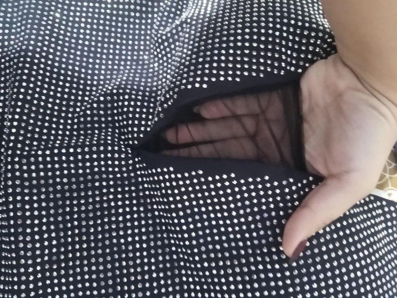 Vestido preto com brilhos  - Foto 4