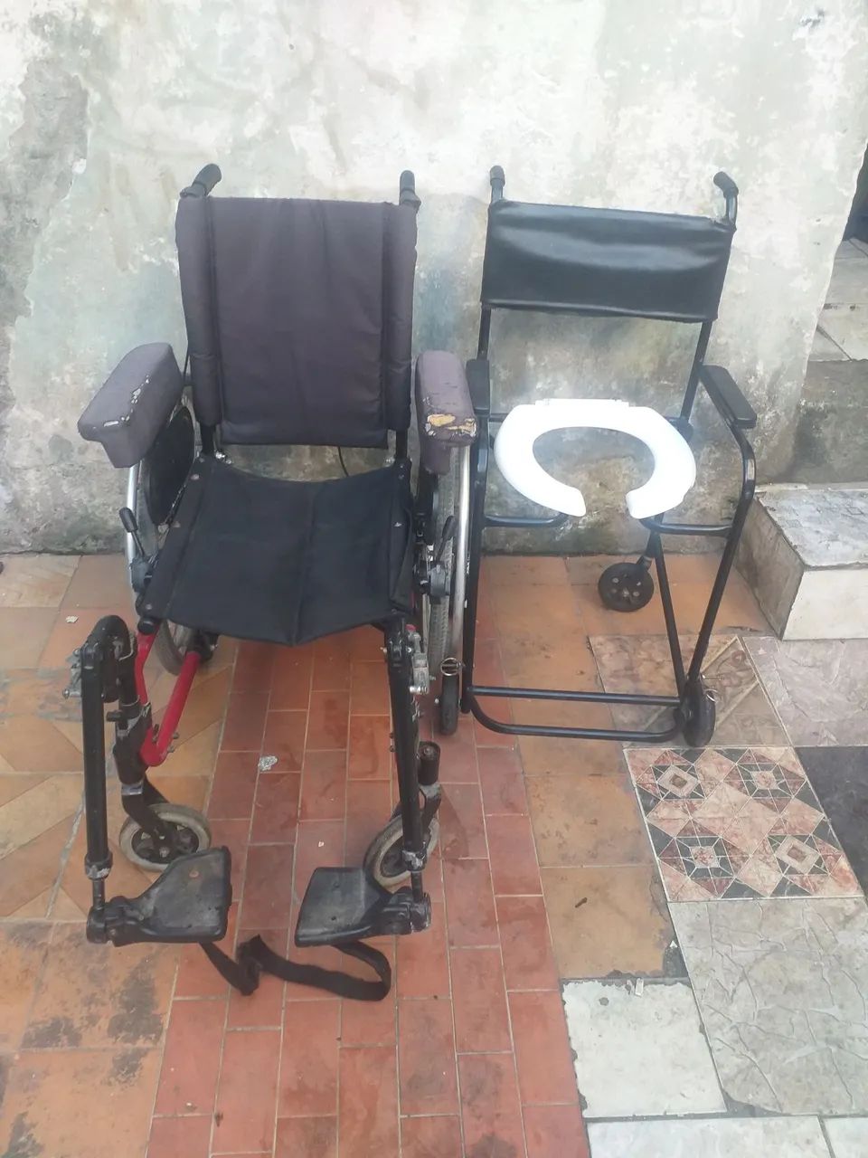Cadeira de rodas e banho  - Foto 3