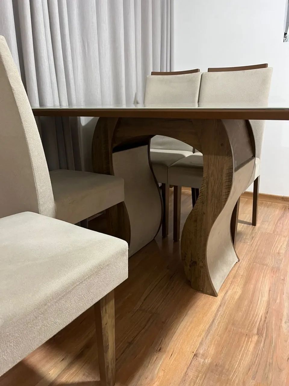 Mesa de jantar 4 lugares + Sofá retrátil - Foto 2