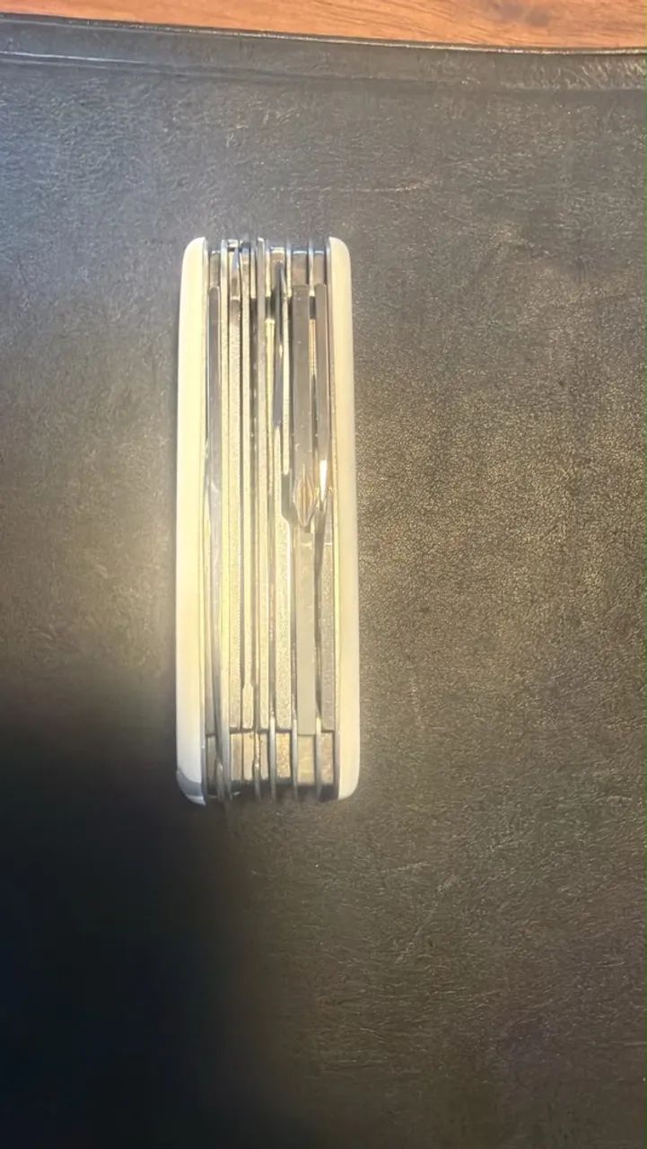 Canivete suíço victorinox champion branco
