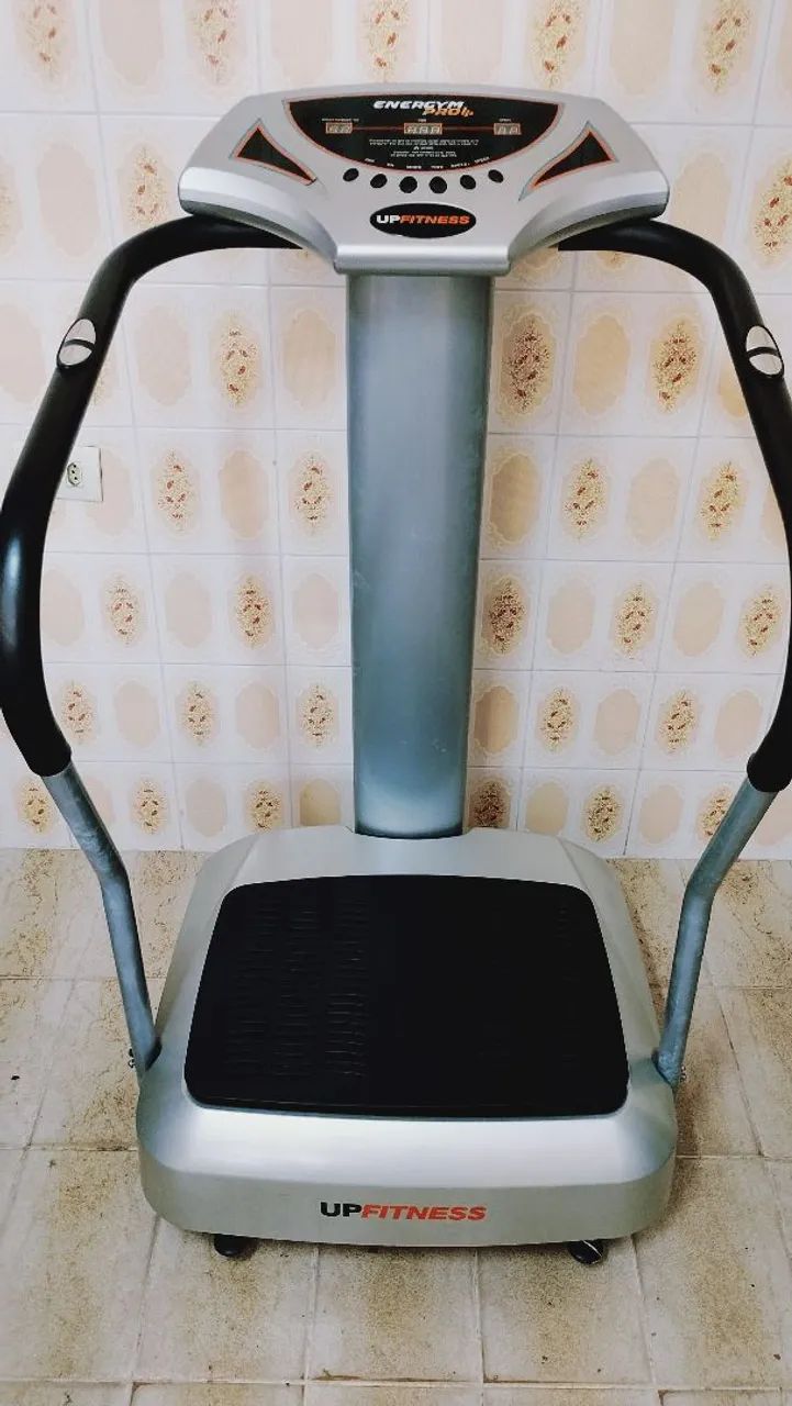Plataforma vibratória Gênis Energym pro da poliform  - Foto 2