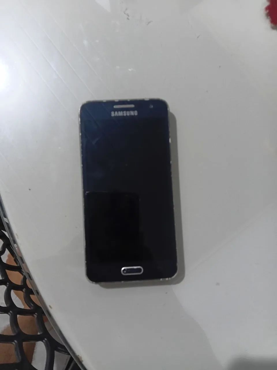 Celular  quebrado 